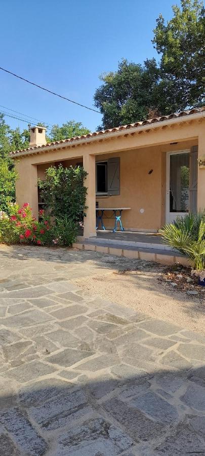 شقة Pavillon Independant 45M2 4 Personnes Garéoult المظهر الخارجي الصورة